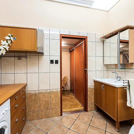 Apartment Oktogon Beautiful Relaxing Budapest